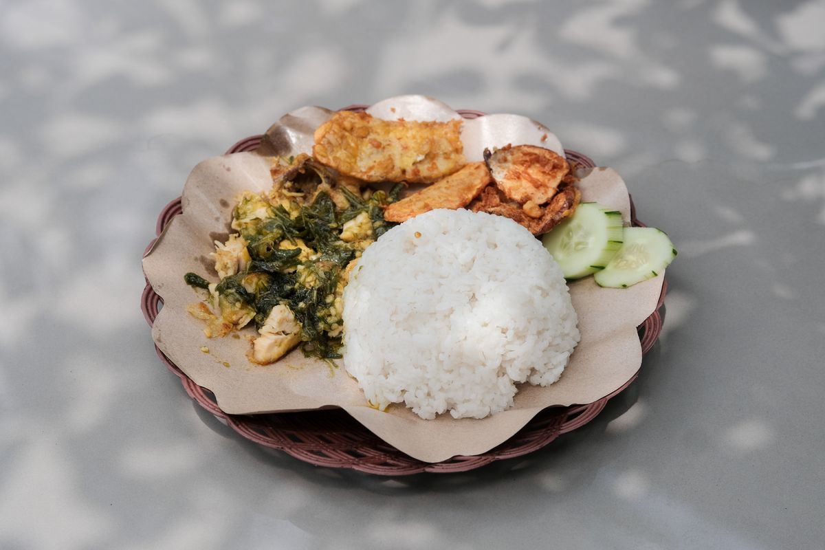 Distribusi ke sekolah